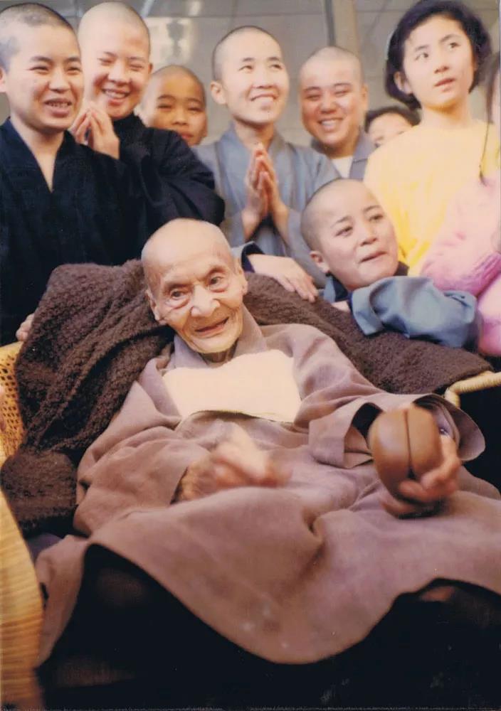 入洞坐禅念佛十几年，预知时至，念佛往生！